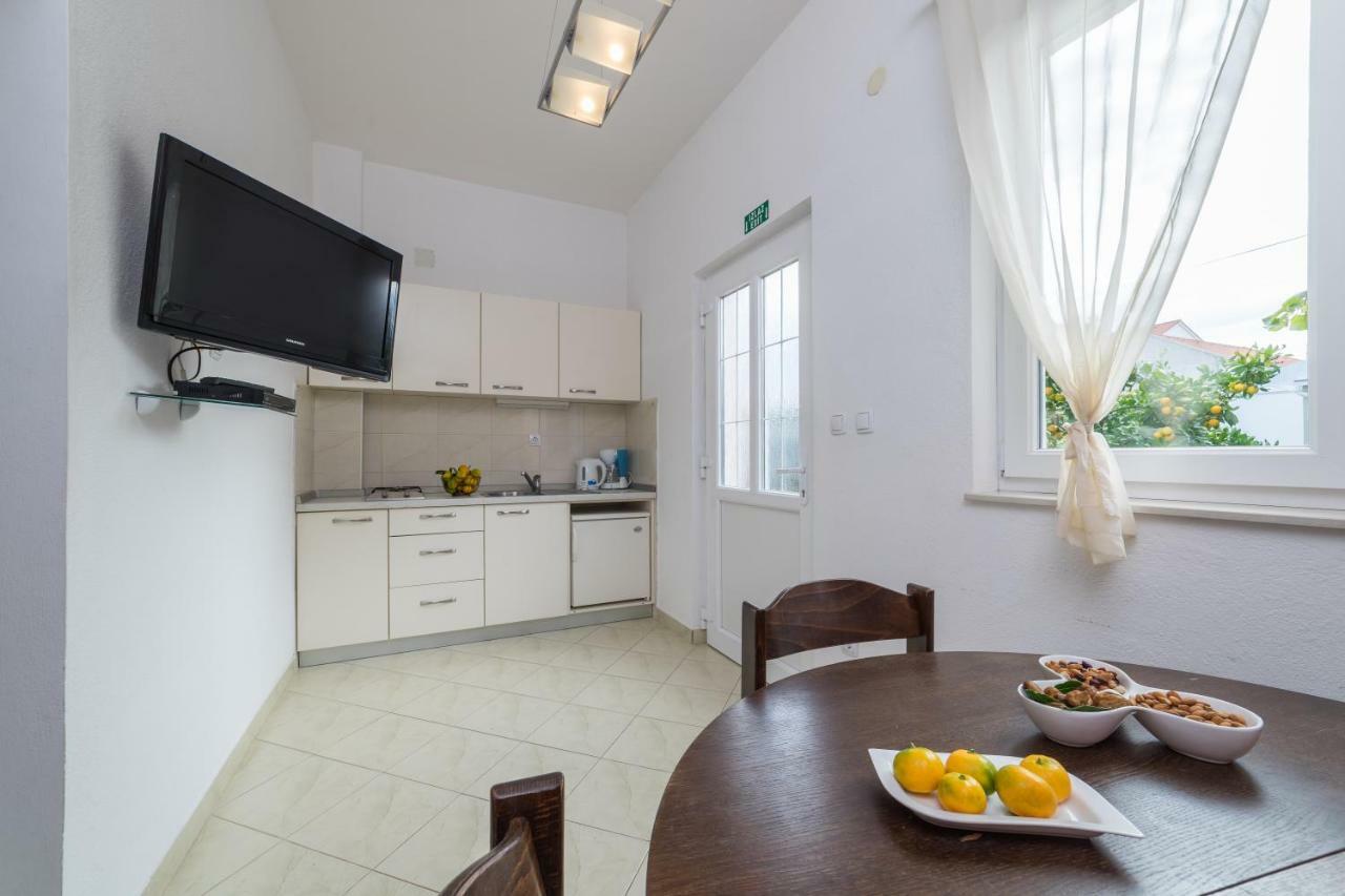 Apartments Jakovcev Betina  Εξωτερικό φωτογραφία