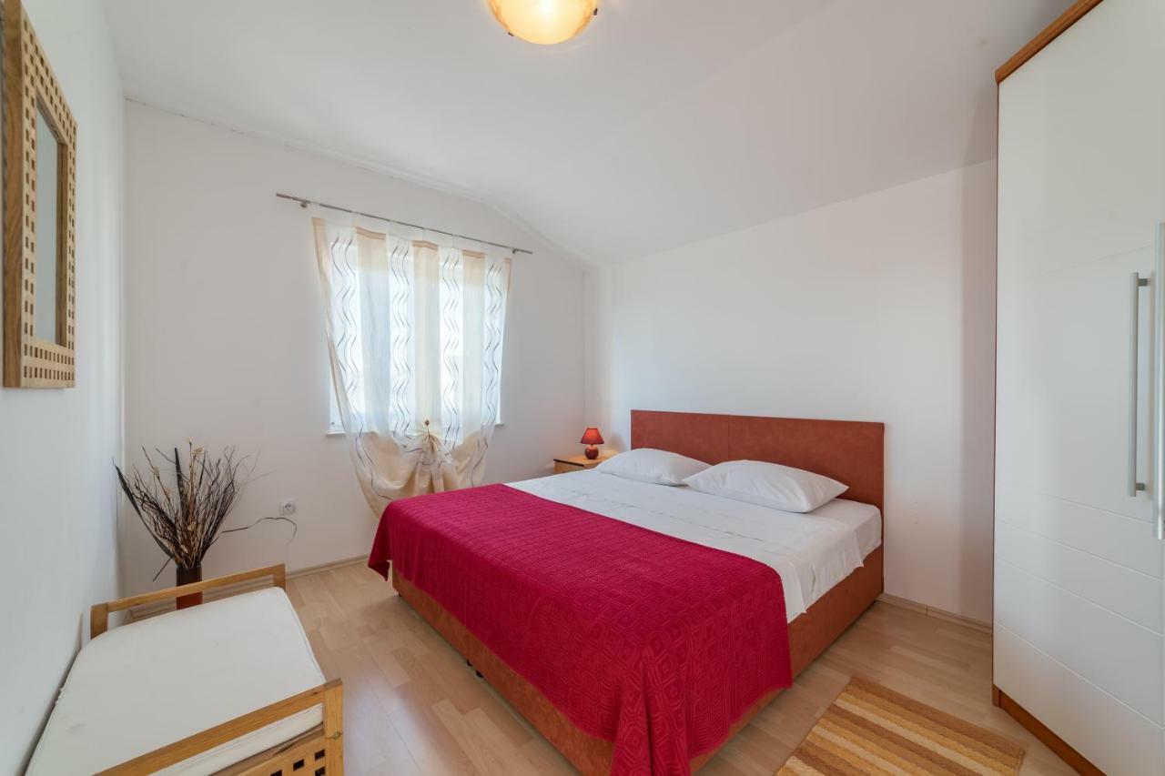 Apartments Jakovcev Betina  Εξωτερικό φωτογραφία