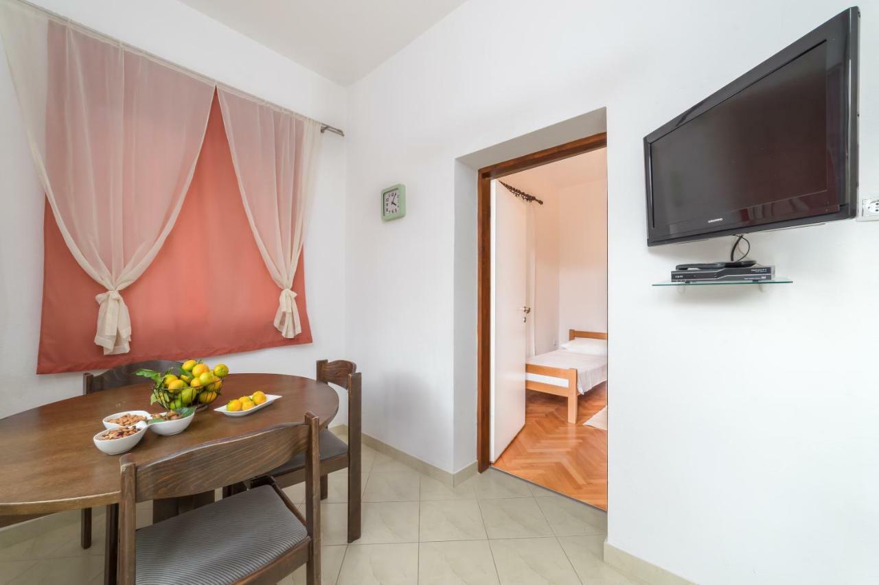 Apartments Jakovcev Betina  Εξωτερικό φωτογραφία