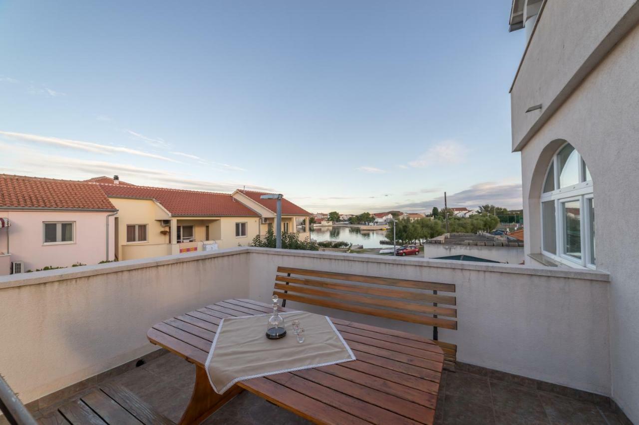 Apartments Jakovcev Betina  Εξωτερικό φωτογραφία