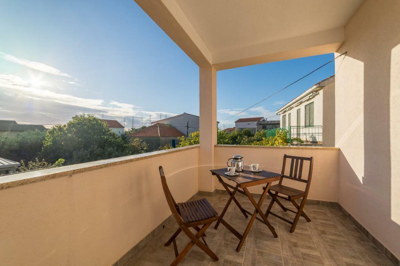 Apartments Jakovcev Betina  Εξωτερικό φωτογραφία