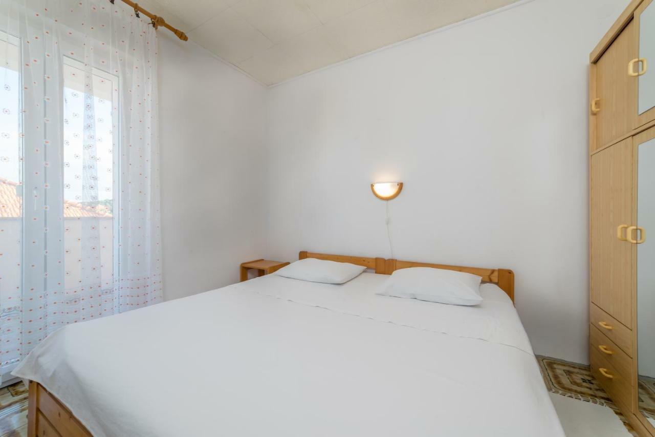 Apartments Jakovcev Betina  Εξωτερικό φωτογραφία