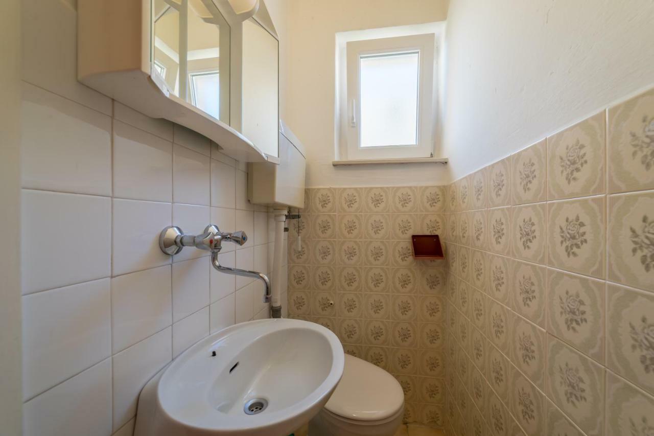 Apartments Jakovcev Betina  Εξωτερικό φωτογραφία